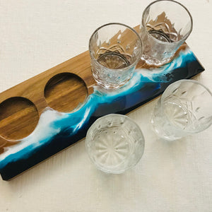 Resin Detailed Serving Board with 4 Cut glass Whisky Glasses