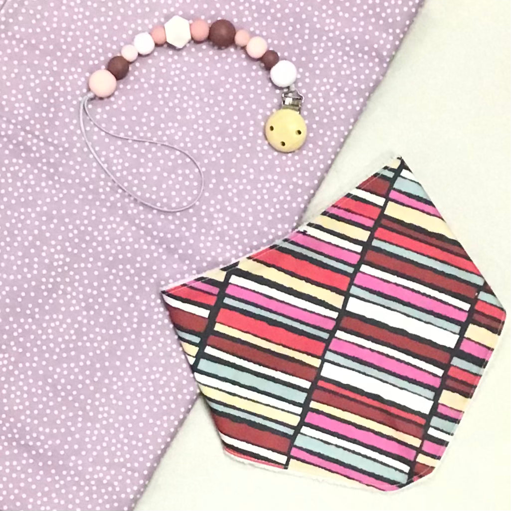 Gift Box - Blanket, Bib & Silicone Teether