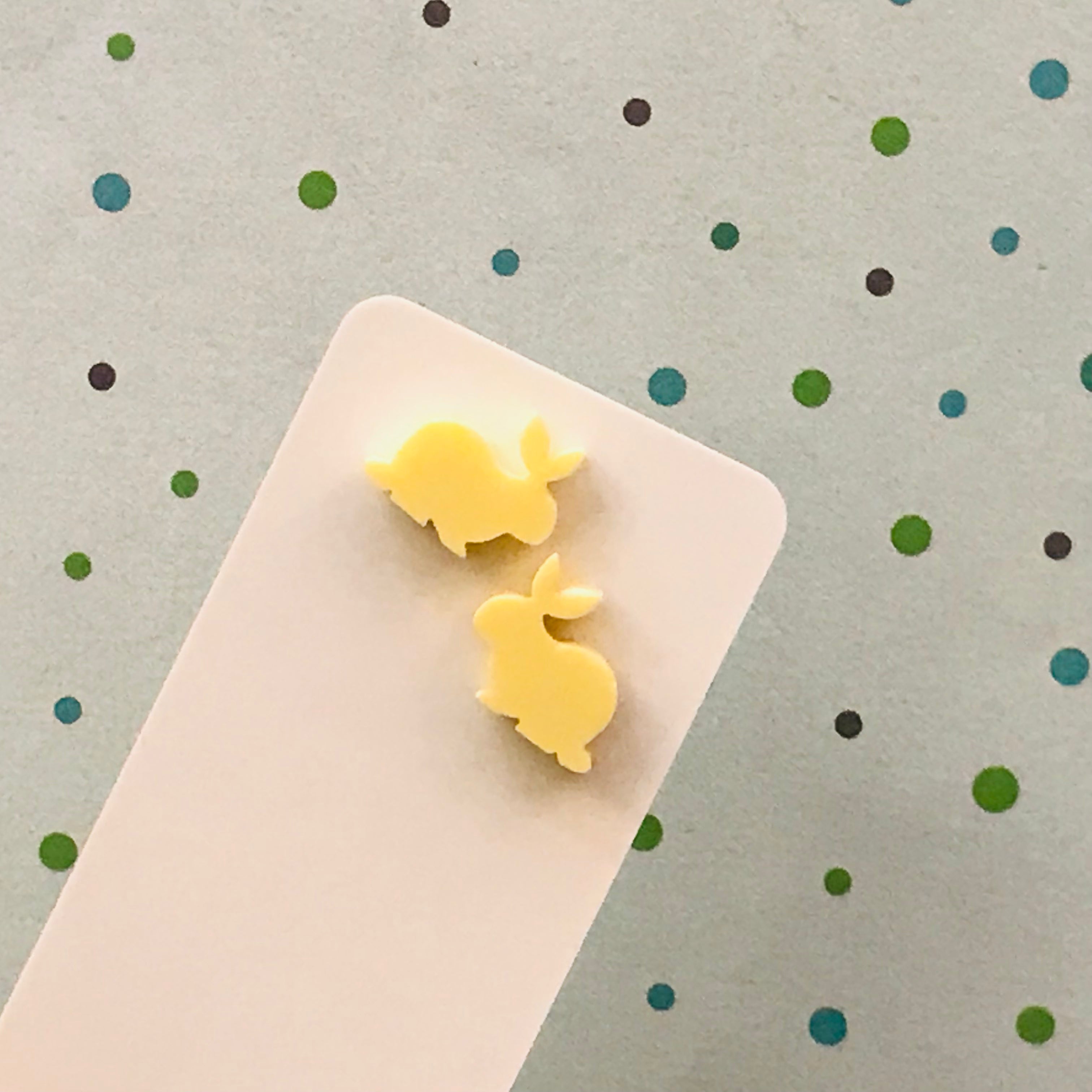 Novelty Studs Earrings - Graphic Acrylic