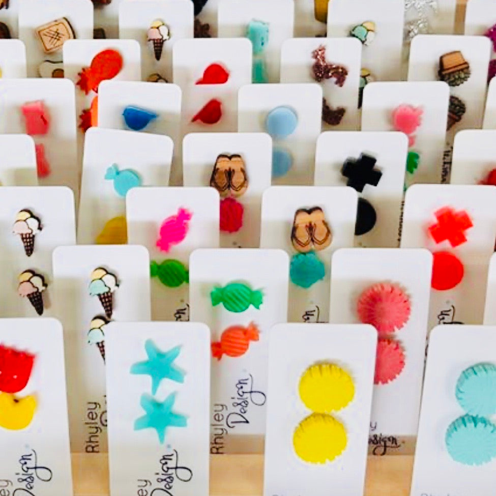 Novelty Studs Earrings - Graphic Wood