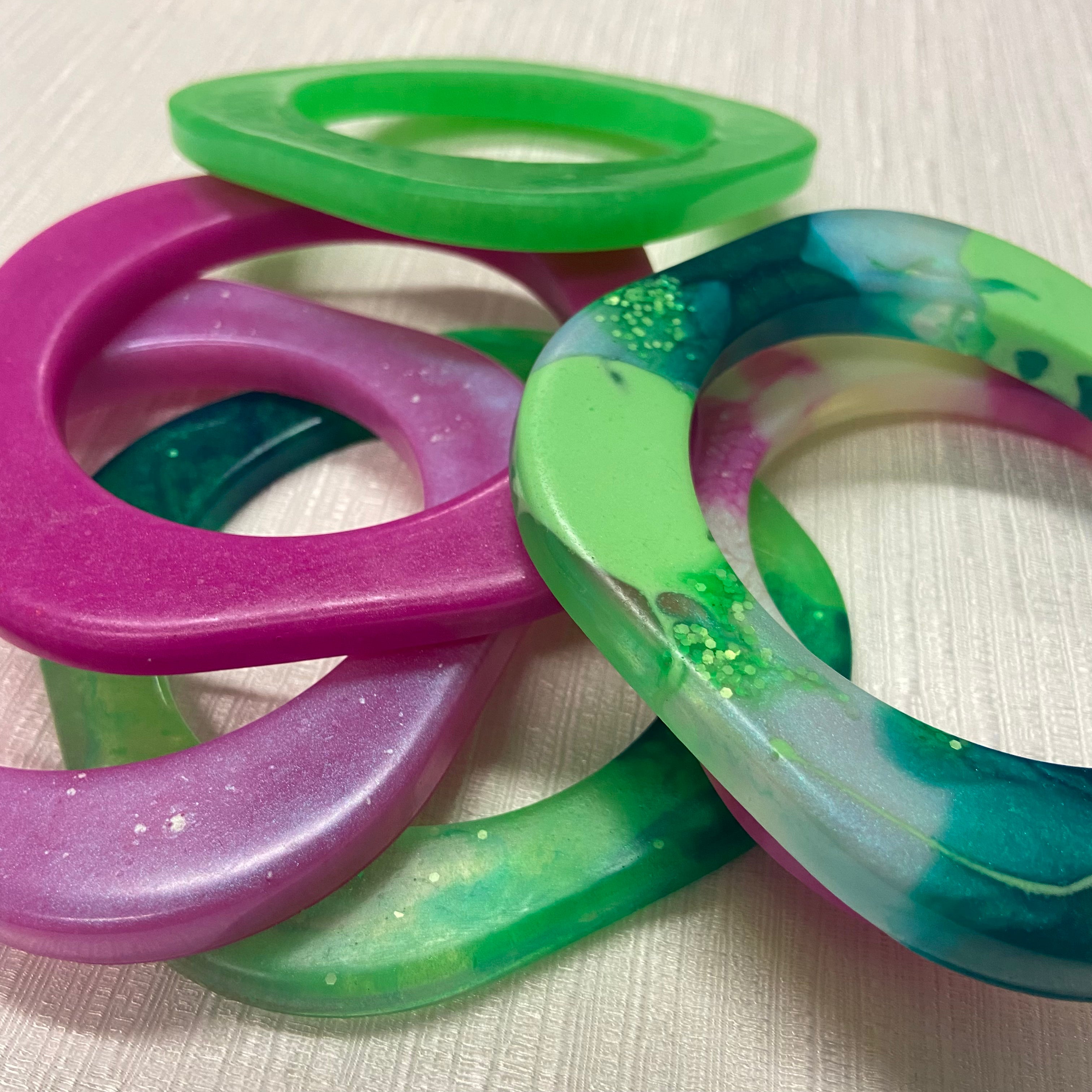 Burst of Colour Resin Bangle - Square Set